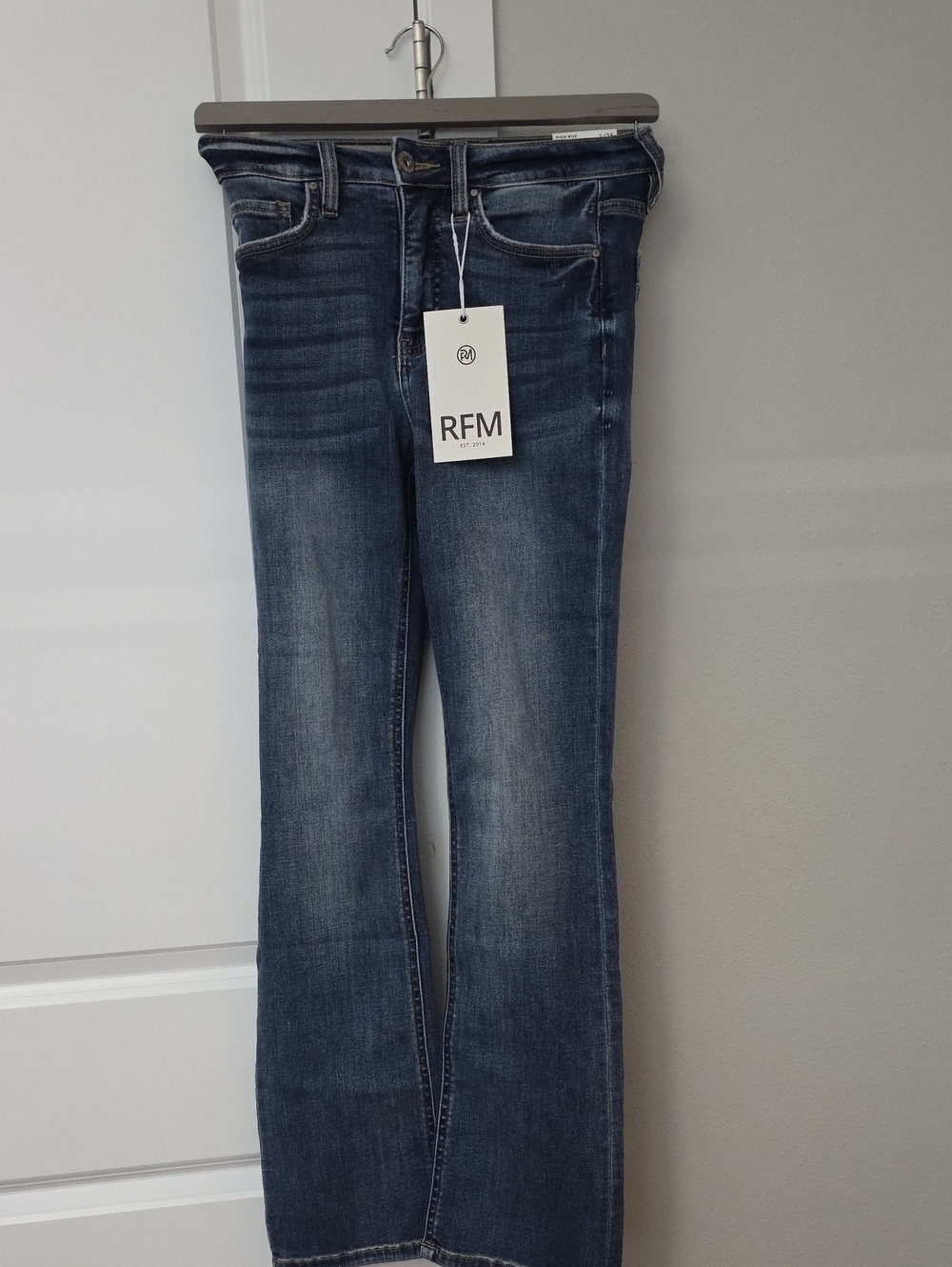 Women's Mid-Rise Bootcut Jeans in Dark Wash RFM Bootcut Mia's New With Tags